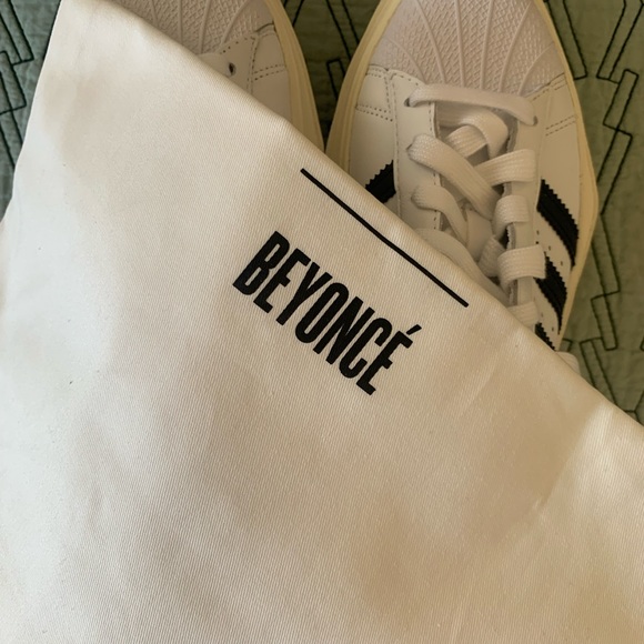 Adidas Beyoncé Limited Edition Tennis Shoes - Picture 4 of 4